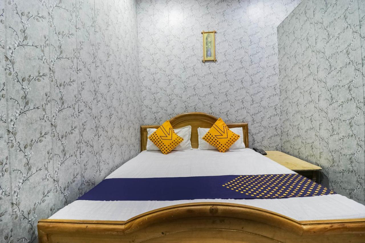 Spot On 65416 Hotel Classic Лакнау Екстериор снимка